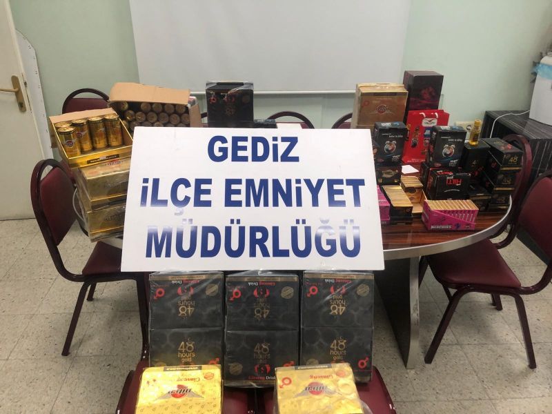GEDİZ’DE 513 ADET KAÇAK VE SAHTE CİNSEL GÜCÜ ARTTIRICI ÜRÜN ELE GEÇİRİLDİ