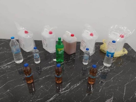 Kütahya'da 20 litre etil alkol ve 10 litre sahte içki ele geçirildi 